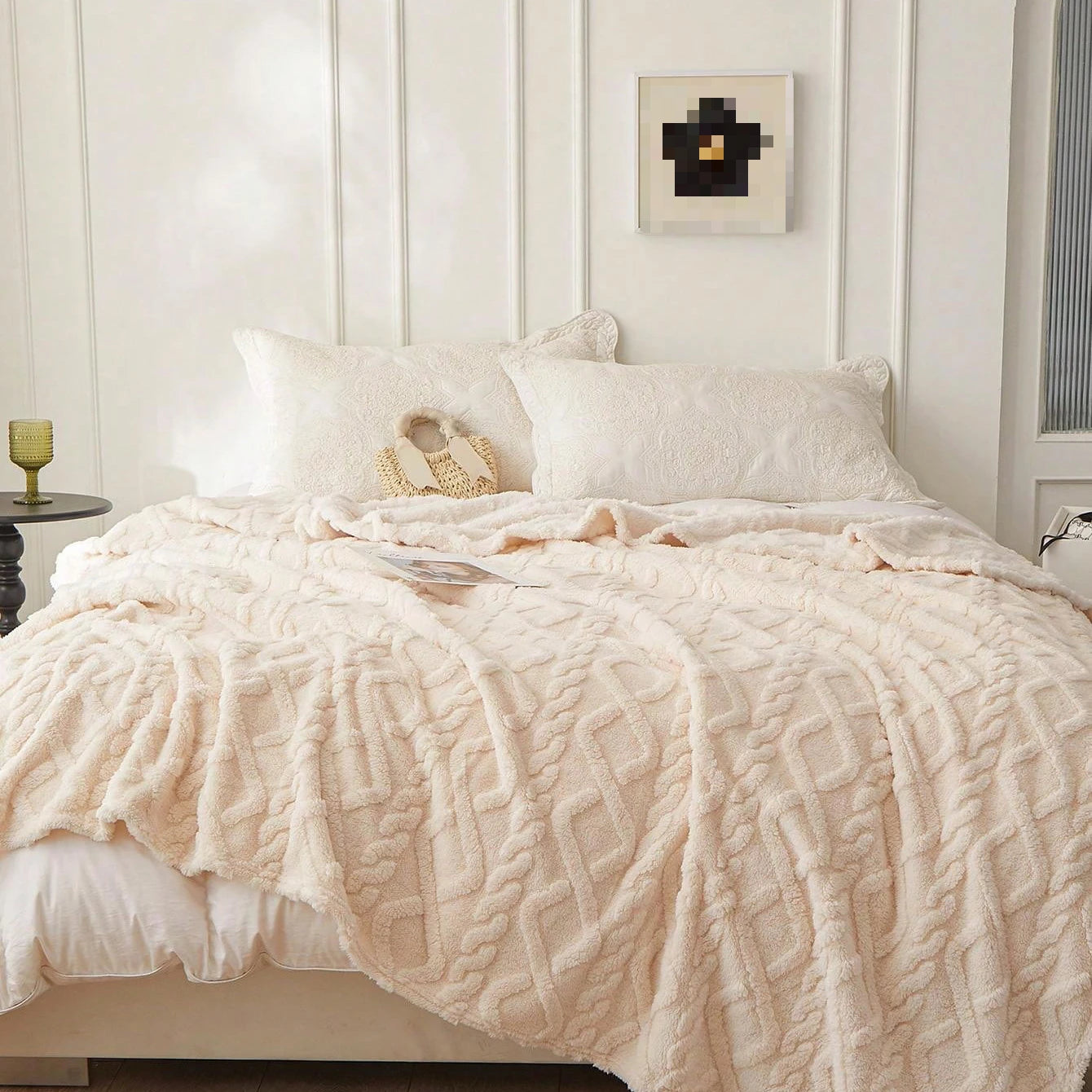 1pc Single-Layer Coral Fleece Blanket, Lightweight & Multi-Purpose Blanket Bed Cover,For Living Room Sofa Cover, Nap Blanket