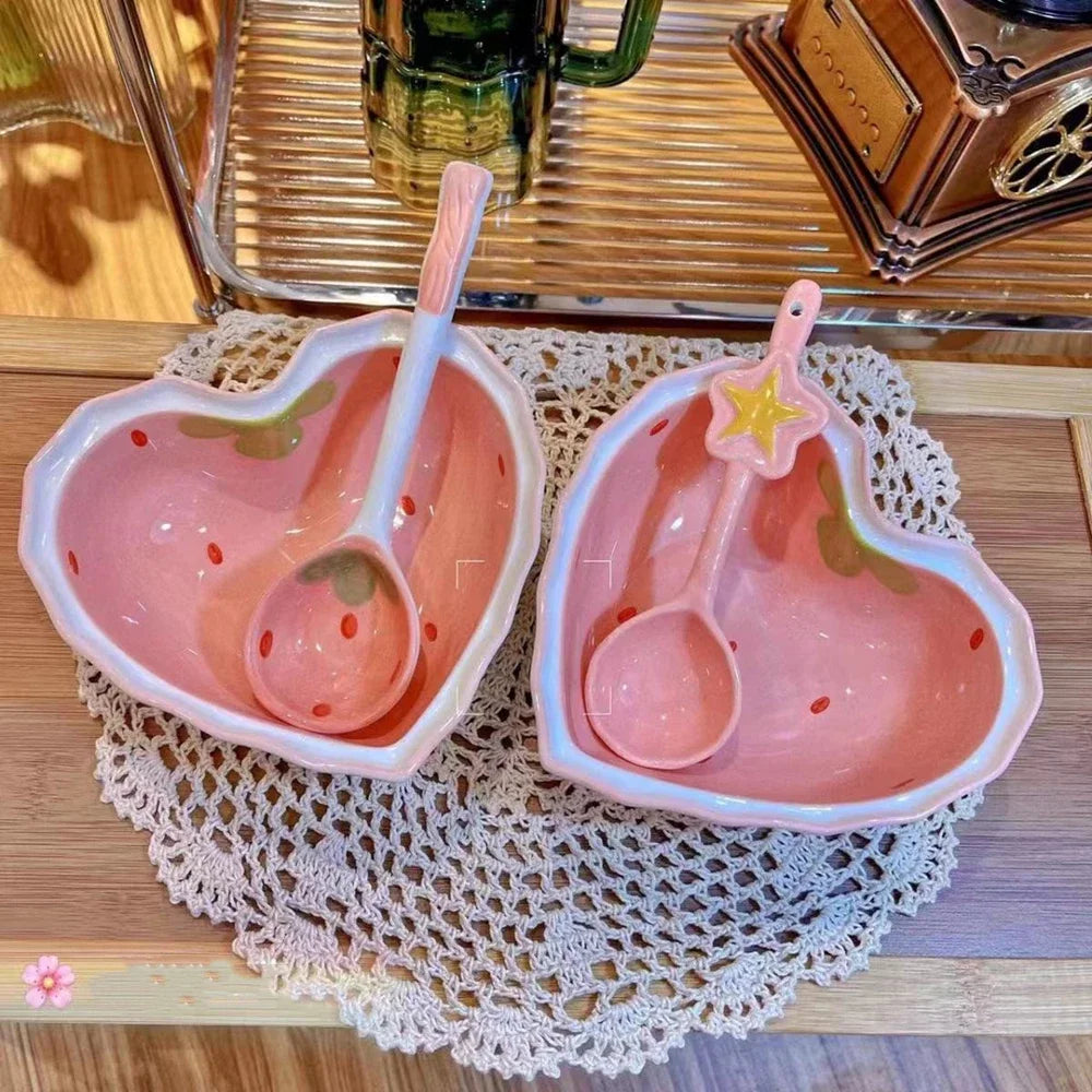 Strawberry Ramen Bowls and Spoons Creative Ceramics Anti-scald Instant Noodle Bowl Cute Strawberry Bowl Pretty Bowl